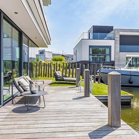 Lake House With Dock At Lake Veere, Zeeland أرنيماودن المظهر الخارجي الصورة
